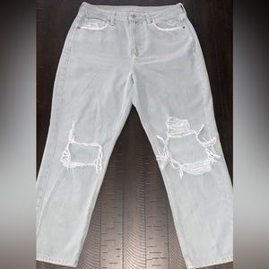 Green American Eagle size 12 mom straight jean